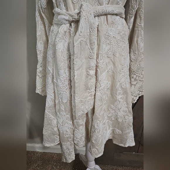BTFL LIFE Romia Embroidered Lace Crochet Floral Button down dress.Off White. SM - Picture 15 of 16